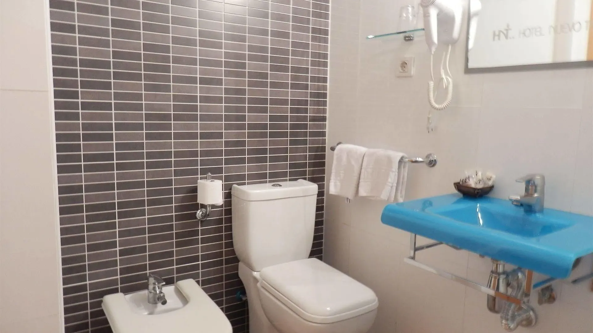 Hotel Nuevo Triunfo Barcelona 2*,