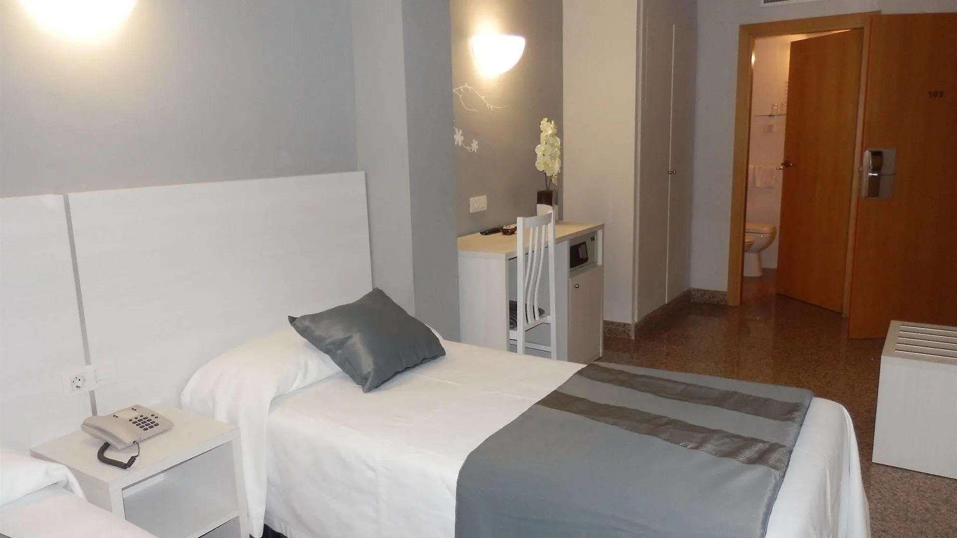 Hotel Nuevo Triunfo Barcelona